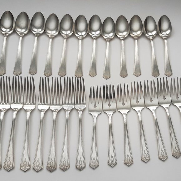 Oxford Silverplate Aurora Pattern 1930s Art Deco Flatware Oneida 28 Pieces - Picture 2 of 16